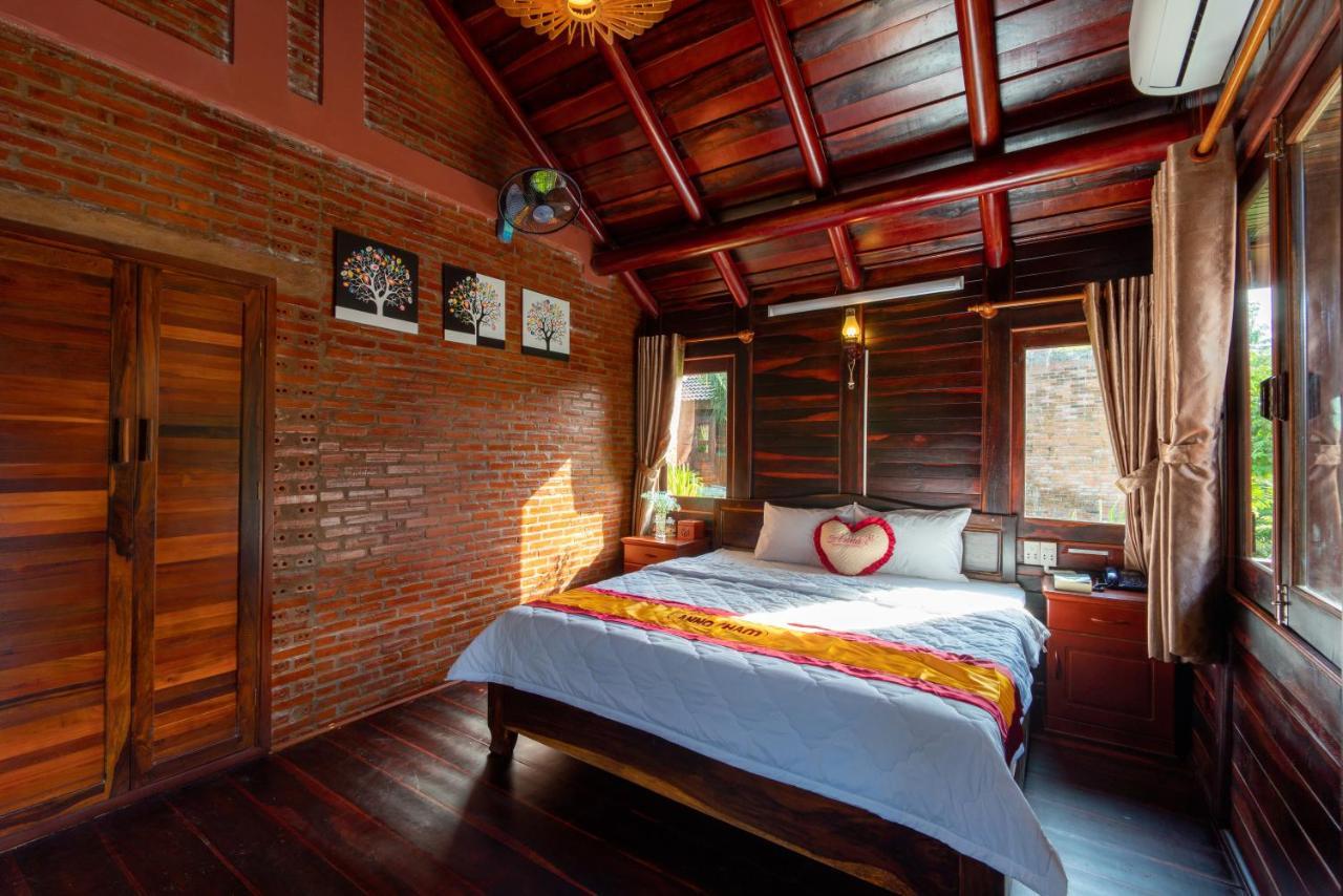 Anna Pham Bungalow - Friendly Local 두옹 동 외부 사진