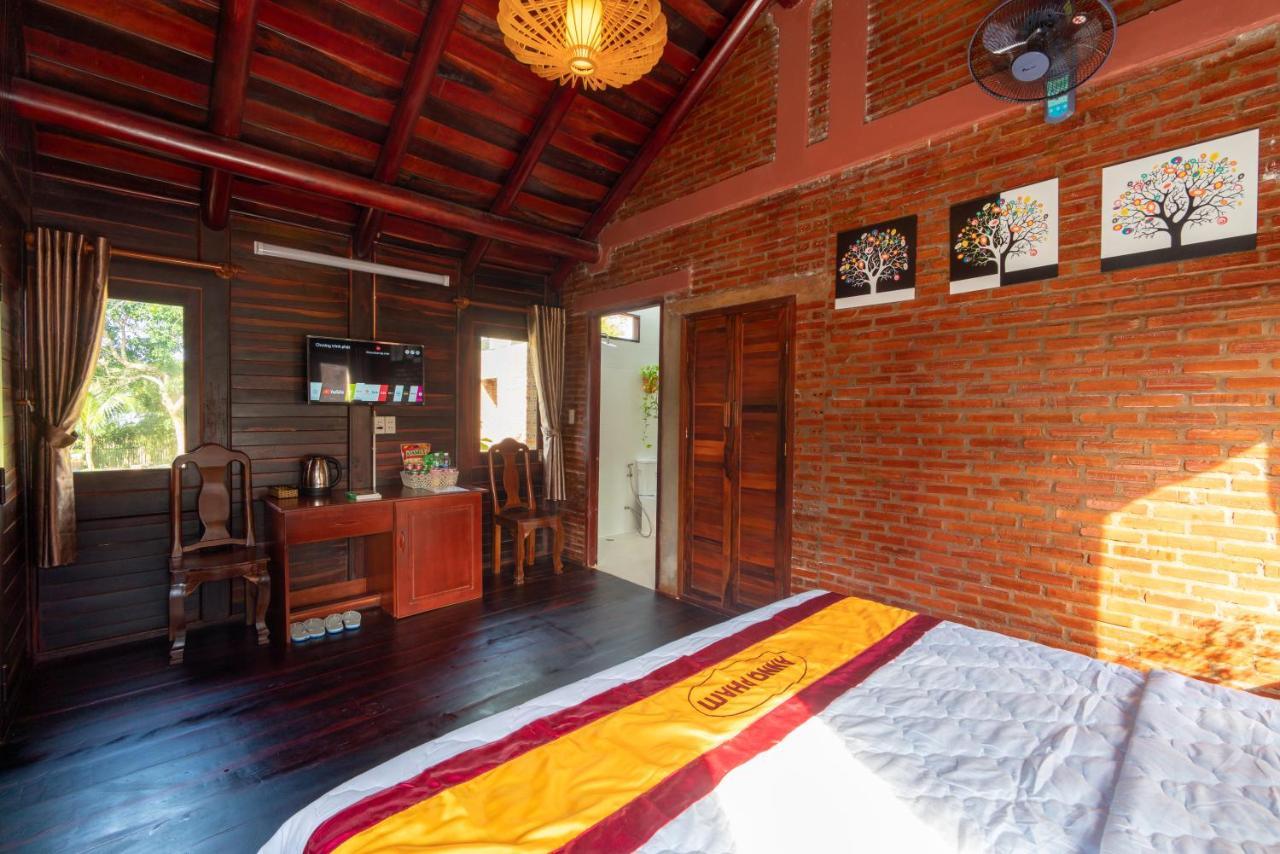 Anna Pham Bungalow - Friendly Local 두옹 동 외부 사진